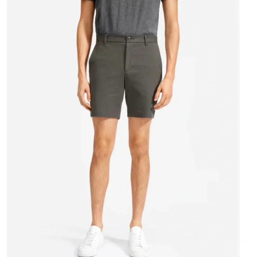 Everlane Mens The 7" Performance Chino Short Size 32 Slate Grey